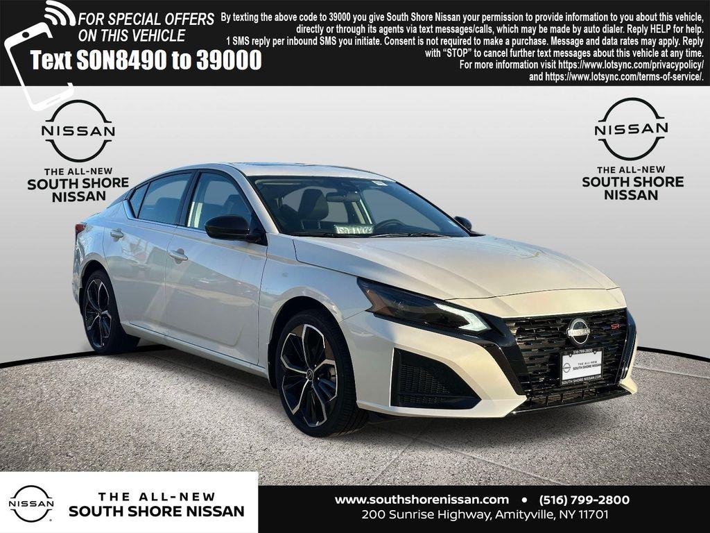 New 2025 Nissan Altima SR