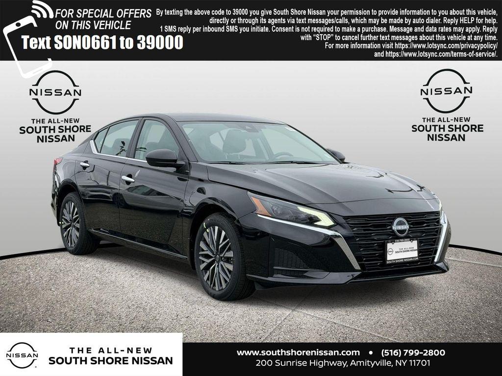 New 2025 Nissan Altima SV
