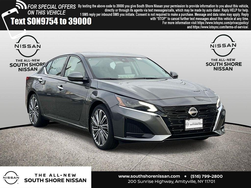 New 2025 Nissan Altima SL