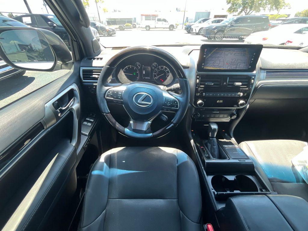 2023 Lexus GX 460 PREMIUM — фото 4