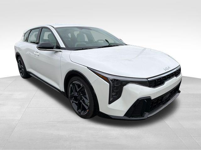 New 2026 Kia K4 GT-Line