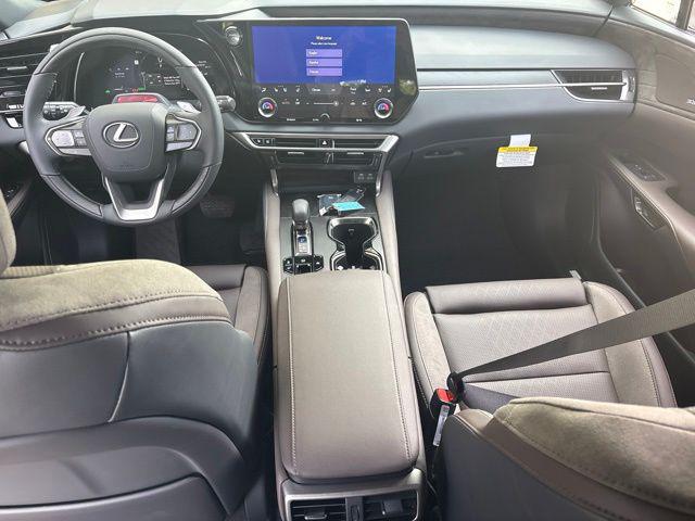 صورة مصغرة 16 لـ 2026 Lexus RX 350 LUXURY