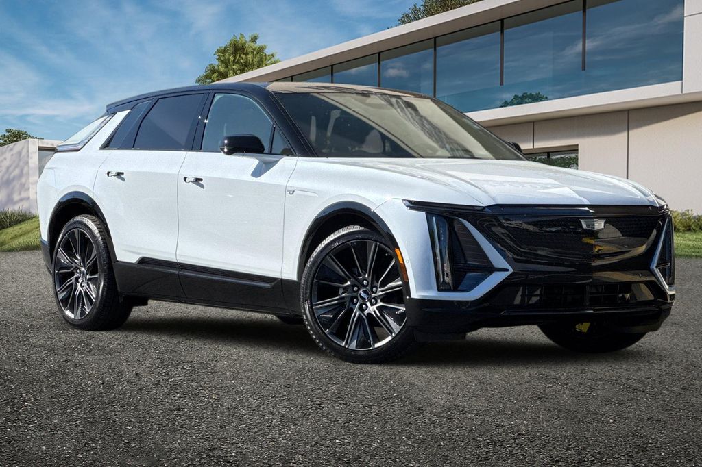 New 2026 Cadillac LYRIQ Signature Sport