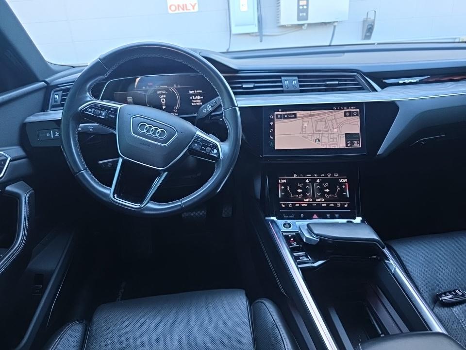 صورة 3 لـ 2024 AUDI Q8 E-TRON PRESTIGE