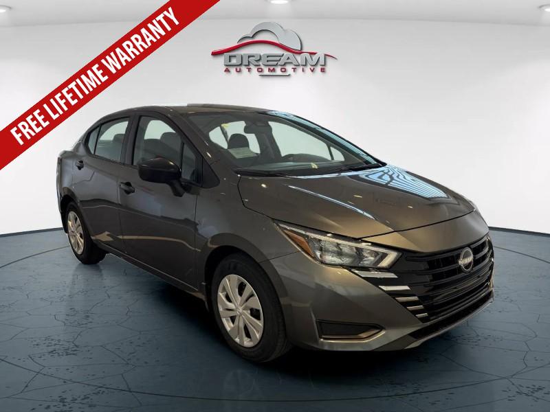 New 2025 Nissan Versa 1.6 S