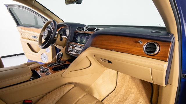 صورة مصغرة 28 لـ 2021 Bentley BENTAYGA V8