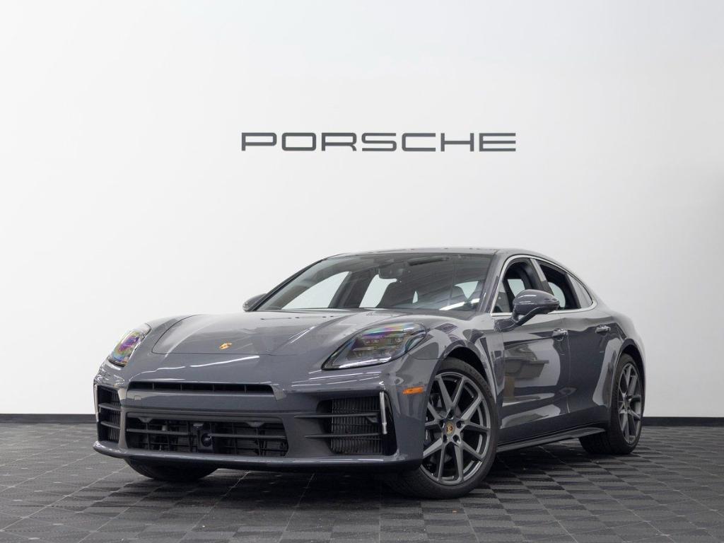 New 2025 Porsche Panamera 4