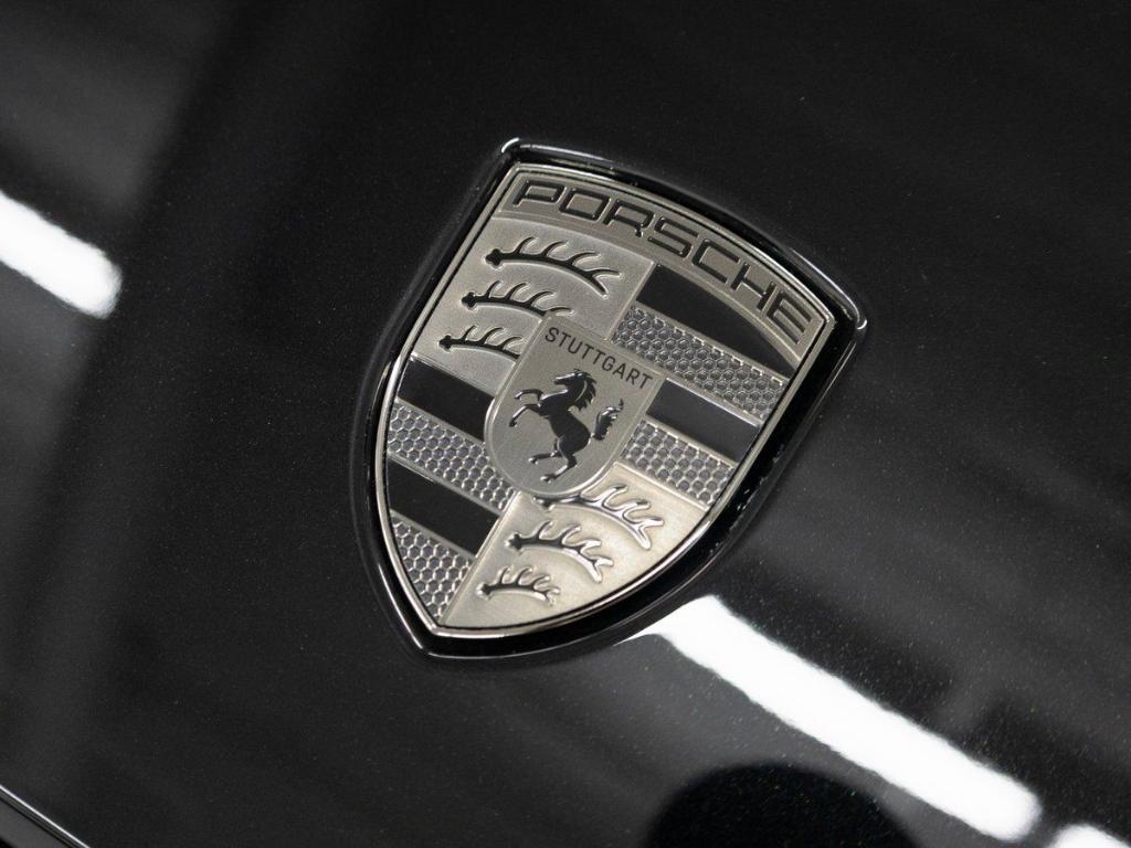 PORSCHE CAYENNE - 10