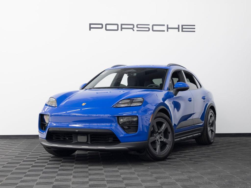 New 2026 Porsche Macan 4