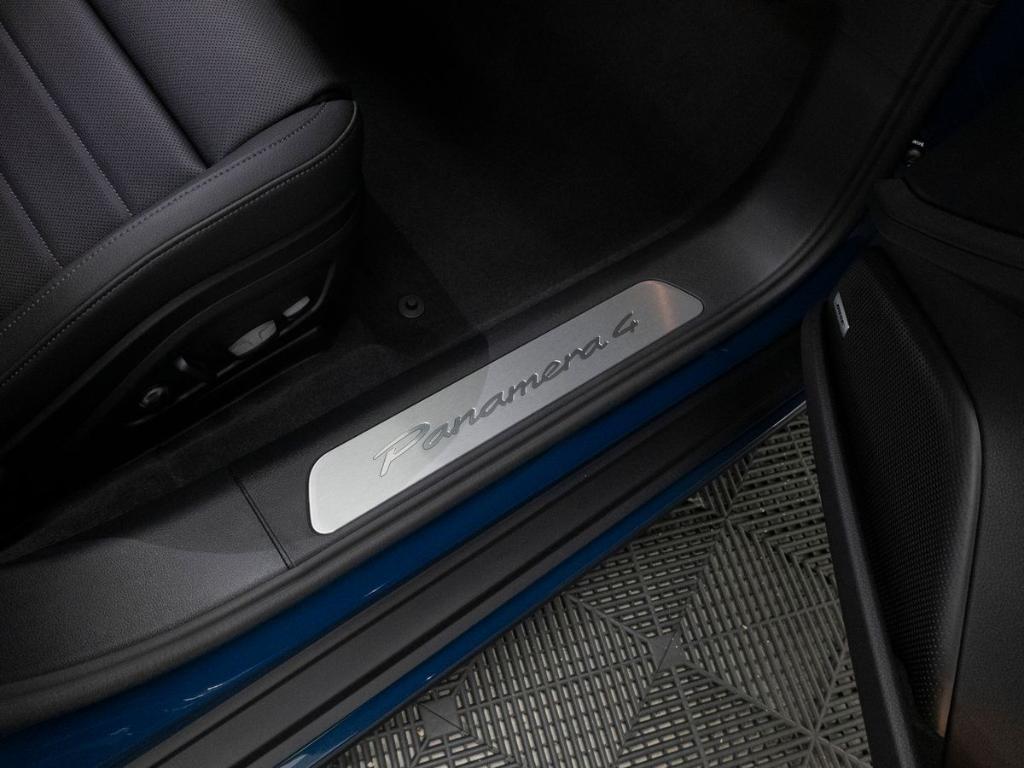 صورة مصغرة 28 لـ 2026 Porsche PANAMERA 4
