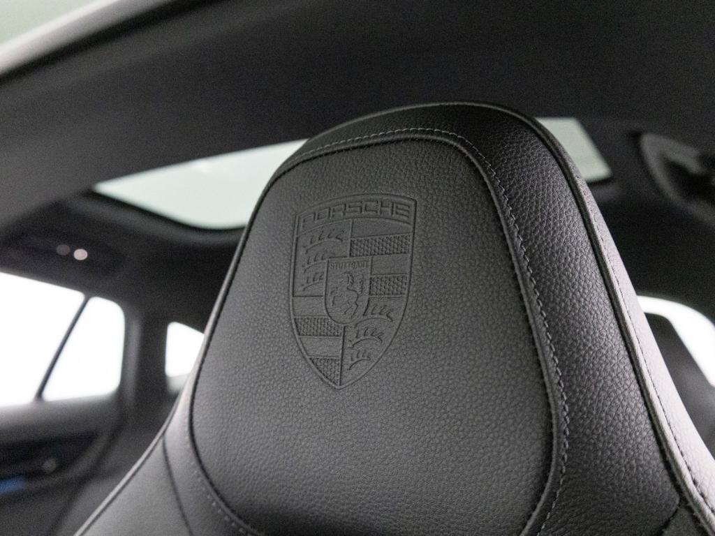 صورة مصغرة 29 لـ 2026 Porsche PANAMERA 4