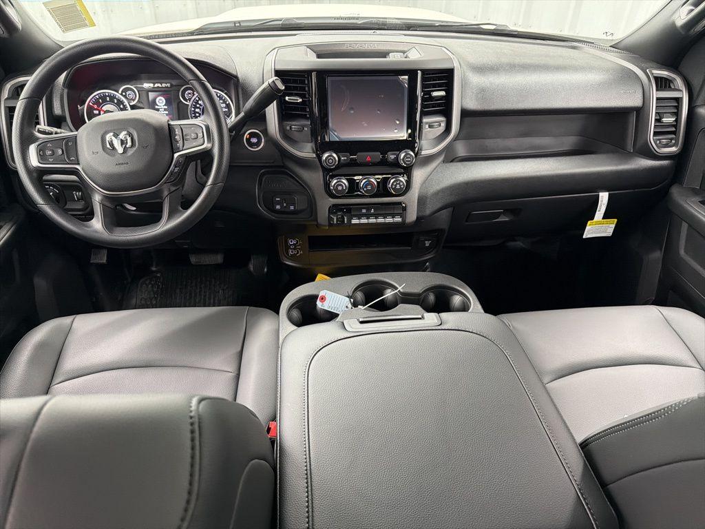 صورة مصغرة 17 لـ 2026 RAM 2500 TRADESMAN