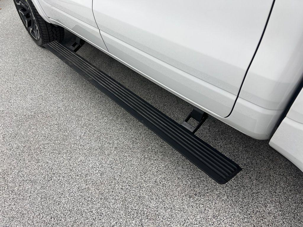 2026 RAM 1500 LIMITED — миниатюра 11