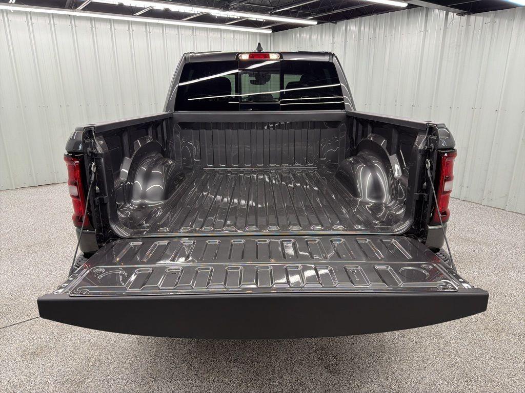 2026 RAM 1500 BIG HORN/LONE STAR — фото 8