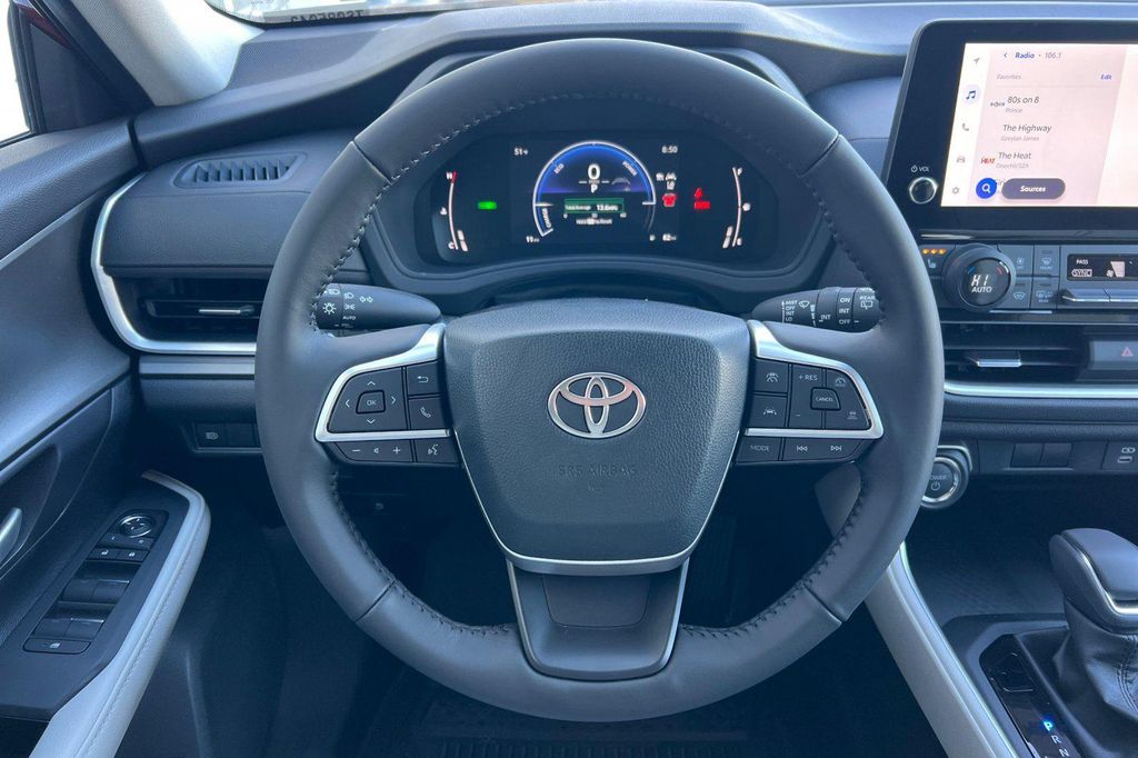 صورة مصغرة 21 لـ 2026 Toyota GRAND HIGHLANDER HYBRID XLE