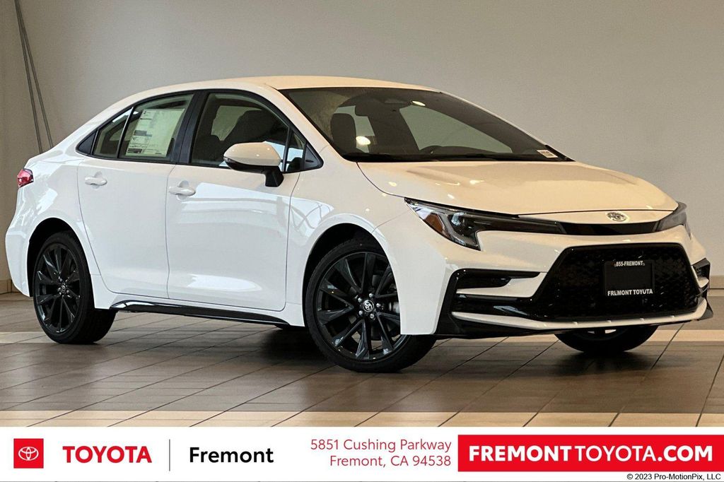 New 2026 Toyota Corolla Hybrid SE