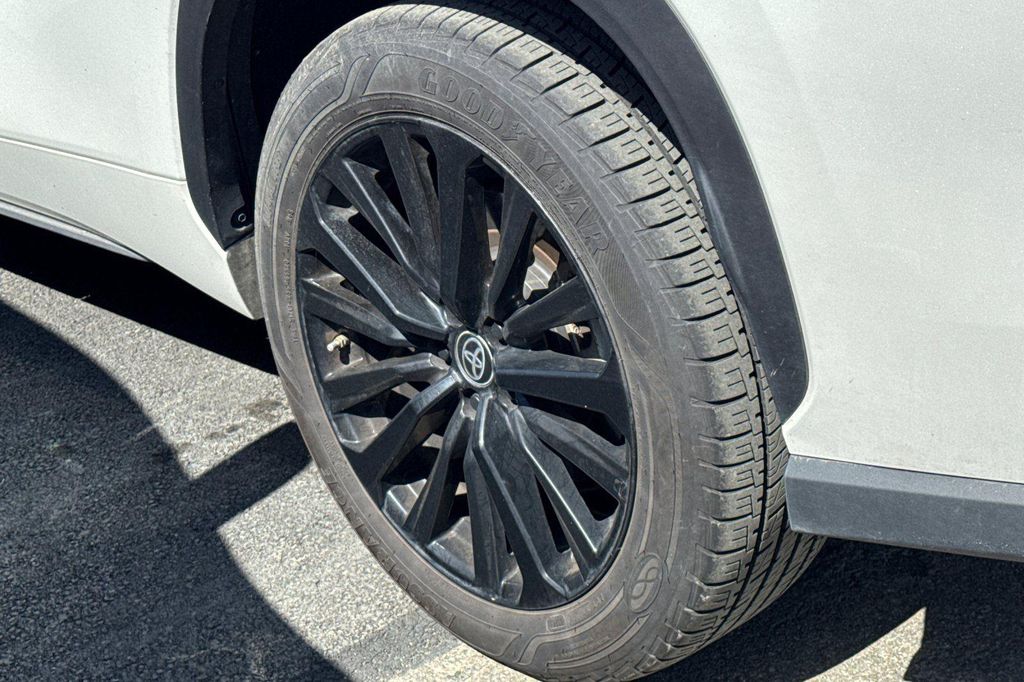 TOYOTA HIGHLANDER - 4