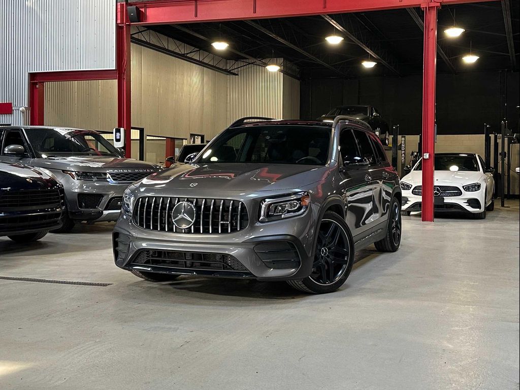 2021 Mercedes-Benz AMG GLB 35