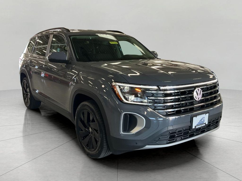 New 2026 Volkswagen Atlas 2.0T SE w/Technology 4MOTION