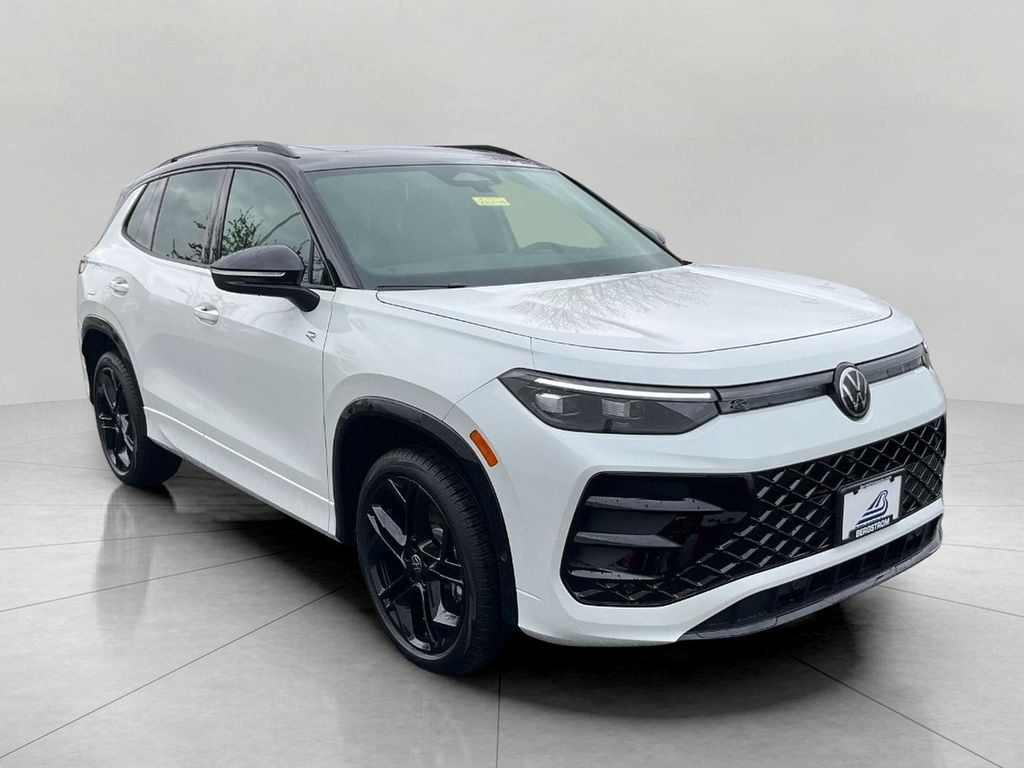 New 2026 Volkswagen Tiguan 2.0T SE R-Line Black 4MOTION