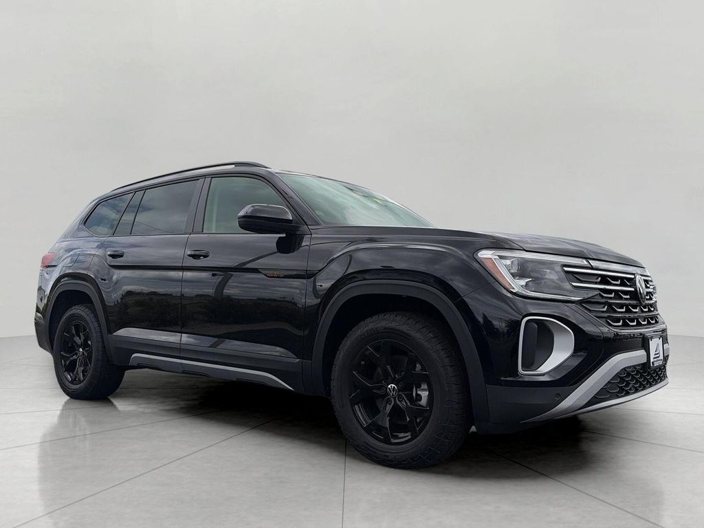 New 2026 Volkswagen Atlas Peak Edition
