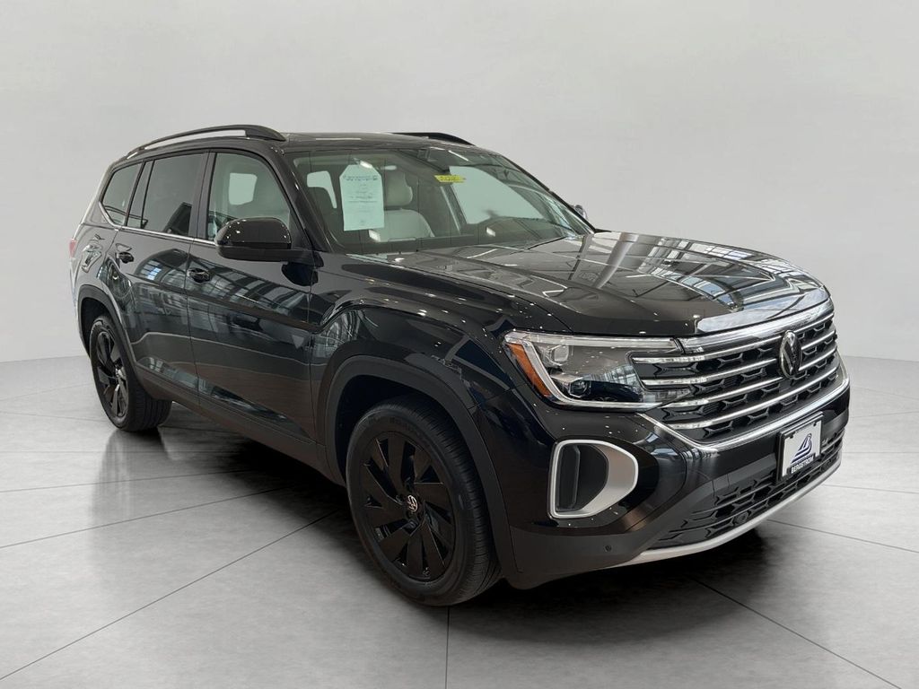 New 2026 Volkswagen Atlas 2.0T SE w/Technology 4MOTION