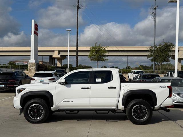 2026 Toyota TACOMA HYBRID TRD OFF ROAD — фото 7
