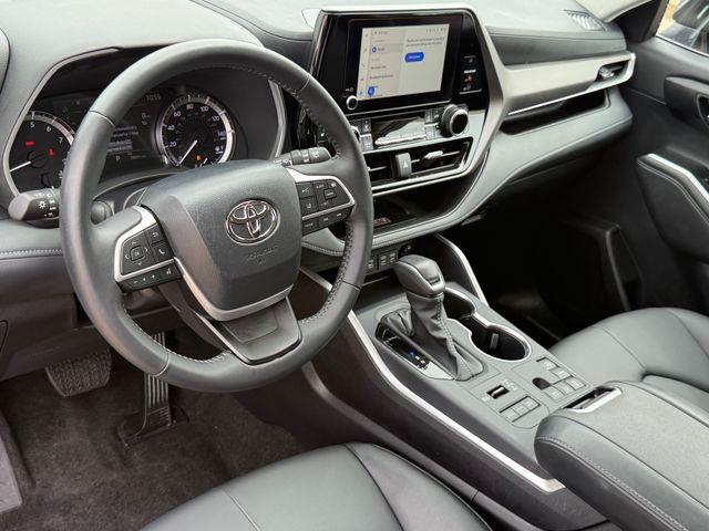 صورة 10 لـ 2026 Toyota HIGHLANDER XLE