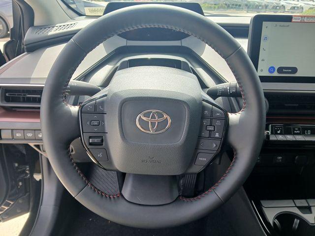 صورة 10 لـ 2025 Toyota PRIUS PLUG-IN HYBRID XSE