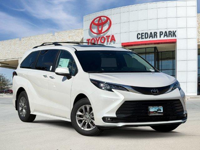 New 2026 Toyota Sienna XLE 8 Passenger