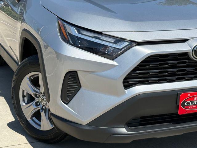 صورة 6 لـ 2025 Toyota RAV4 XLE