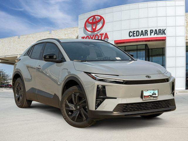 New 2026 Toyota C-HR SE