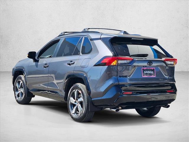 TOYOTA RAV4 - 8