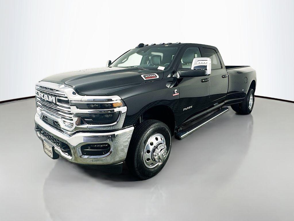 2025 RAM 3500 LARAMIE CREW CAB 4X4 8' BOX photo 3