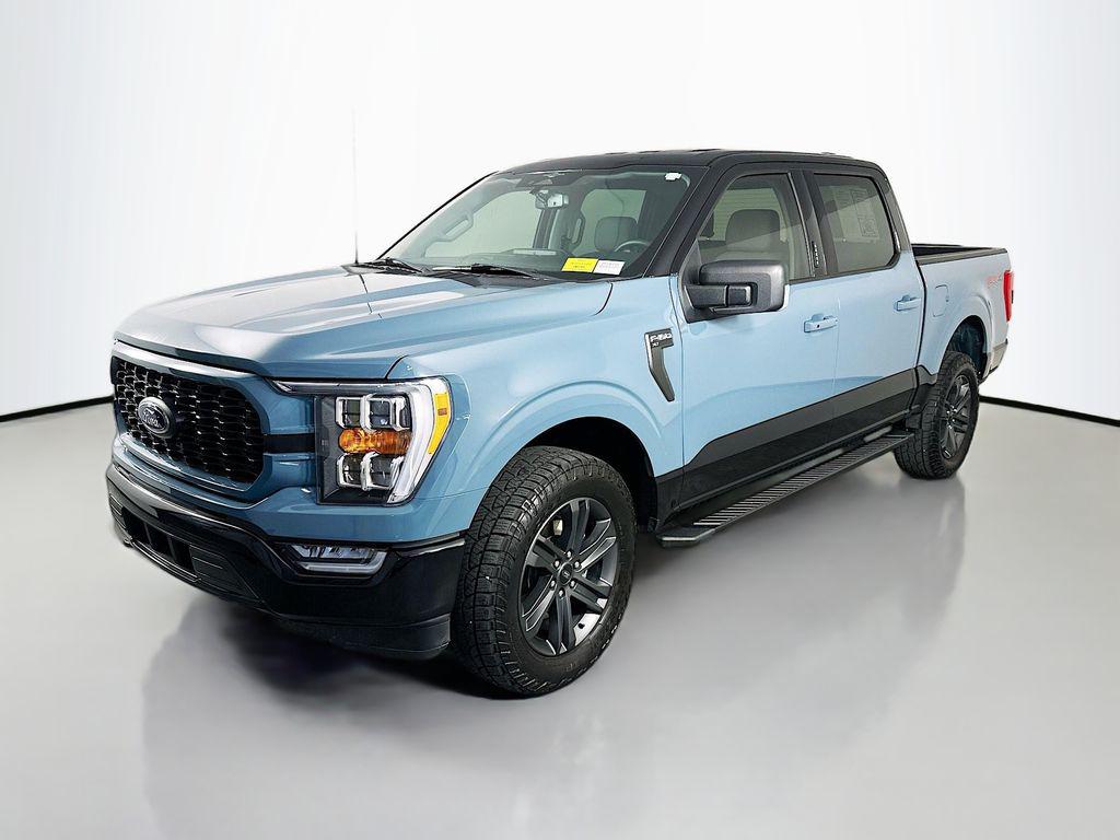 2023 FORD F-150 XLT photo 3