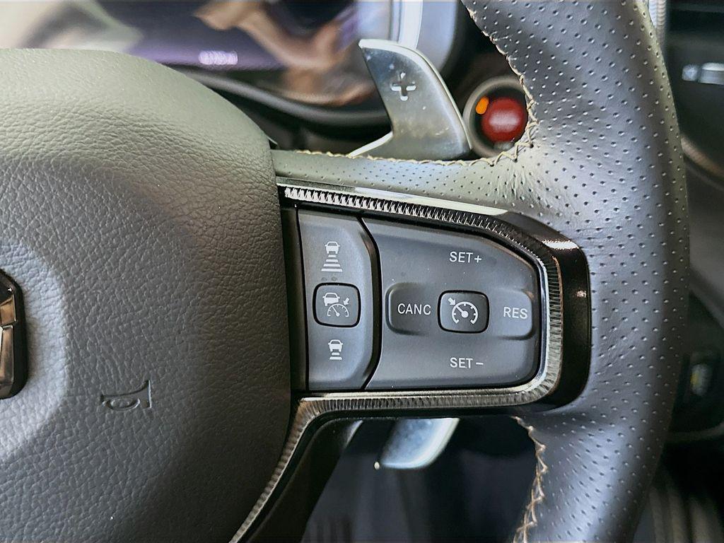 2024 RAM 1500 TRX — миниатюра 28
