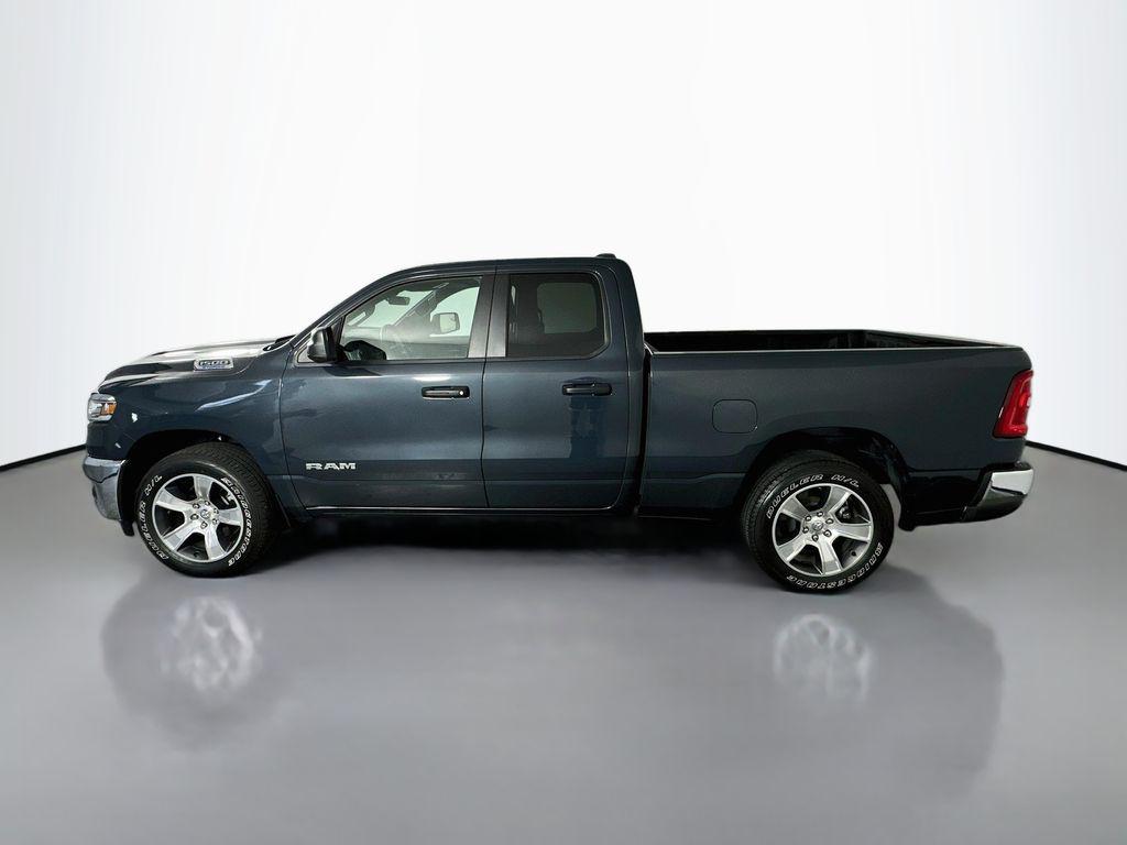 صورة 4 لـ 2025 RAM 1500 TRADESMAN