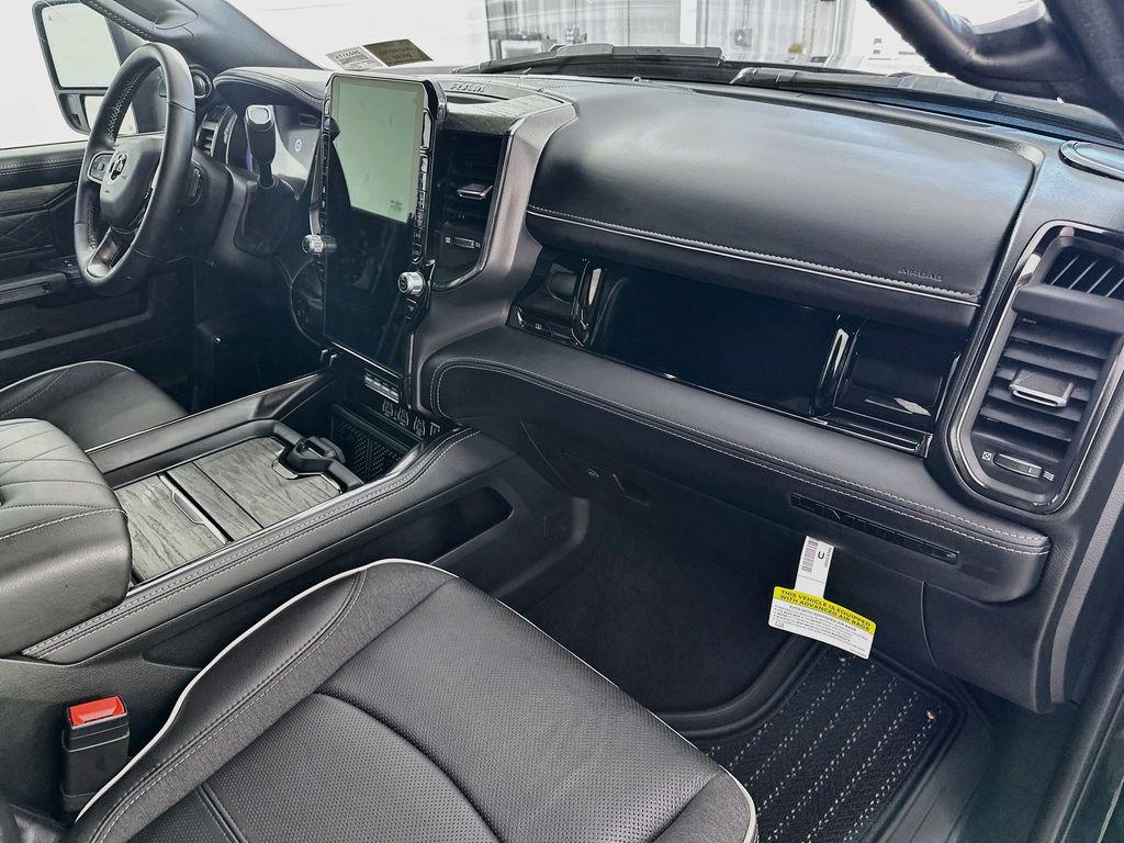 2026 RAM 3500 LIMITED CREW CAB 4X4 8' BOX — миниатюра 31