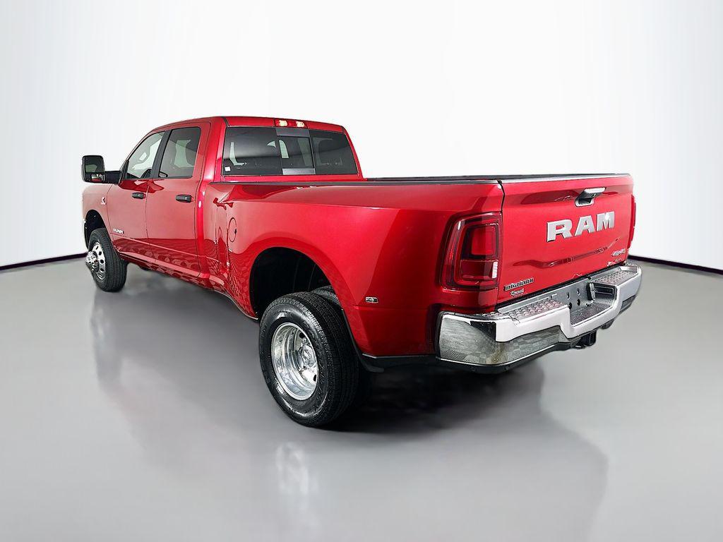 صورة 5 لـ 2026 RAM 3500 BIG HORN CREW CAB 4X4 8' BOX