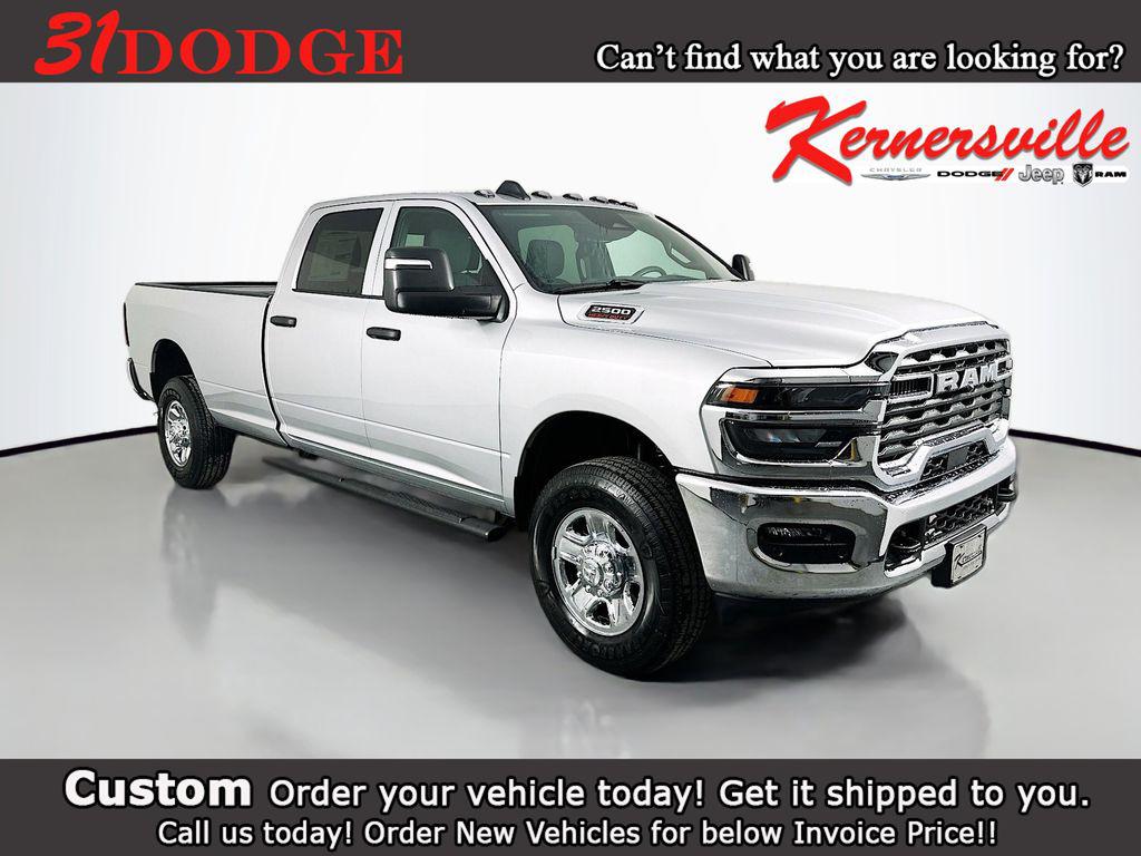 New 2026 RAM 2500 Tradesman Crew Cab 4x4 8' Box