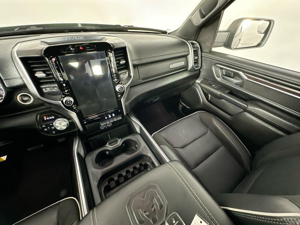 صورة مصغرة 11 لـ 2025 RAM 1500 LARAMIE