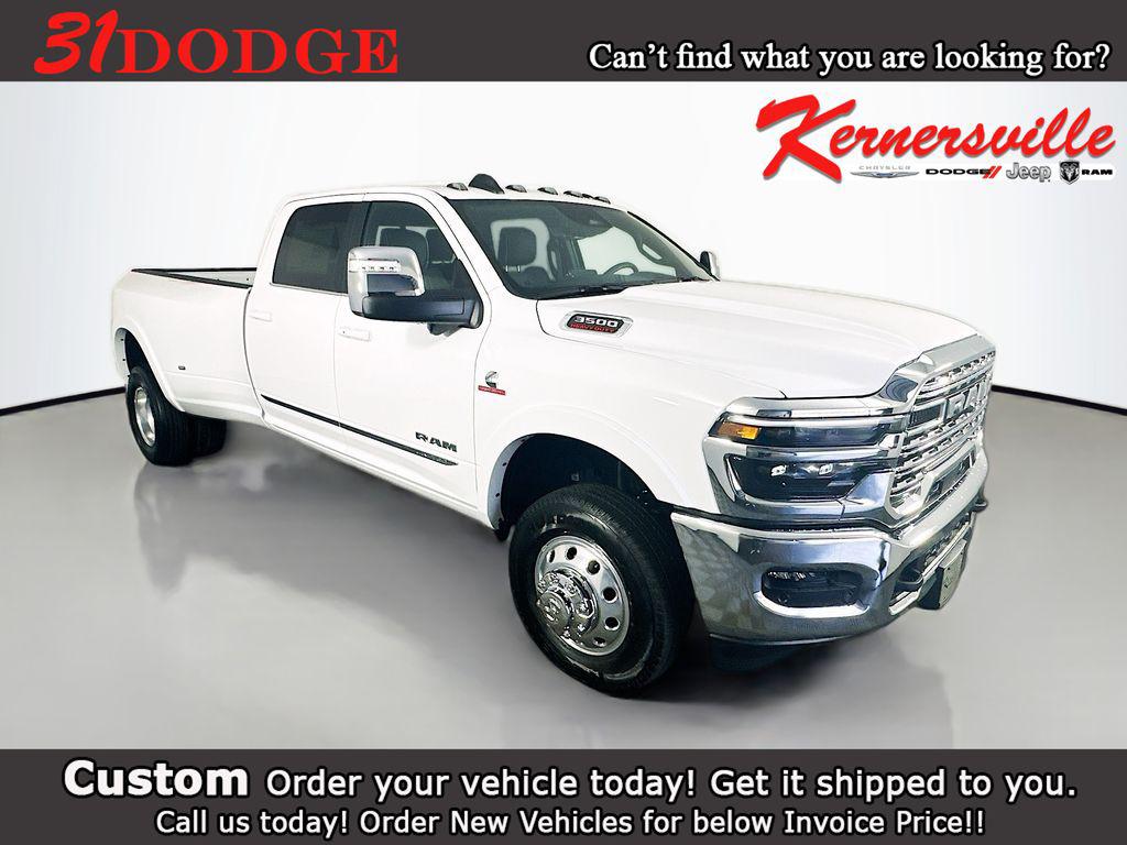 New 2025 RAM 3500 Limited Crew Cab 4x4 8' Box