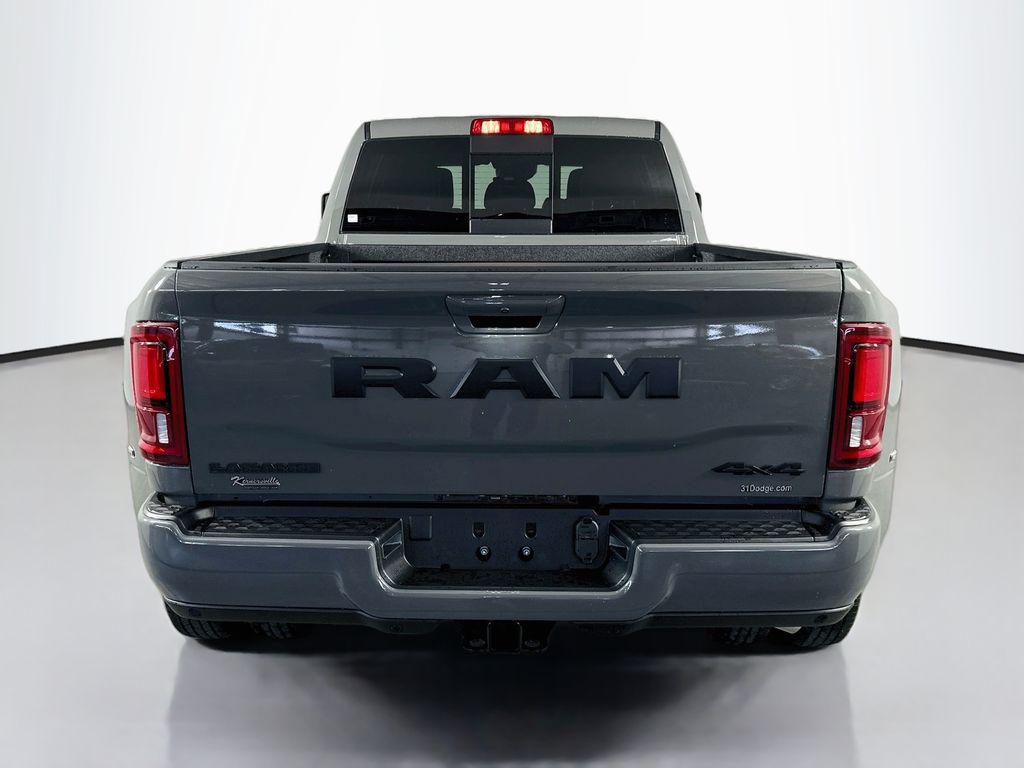 صورة مصغرة 6 لـ 2026 RAM 3500 LARAMIE MEGA CAB 4X4 6'4' BOX