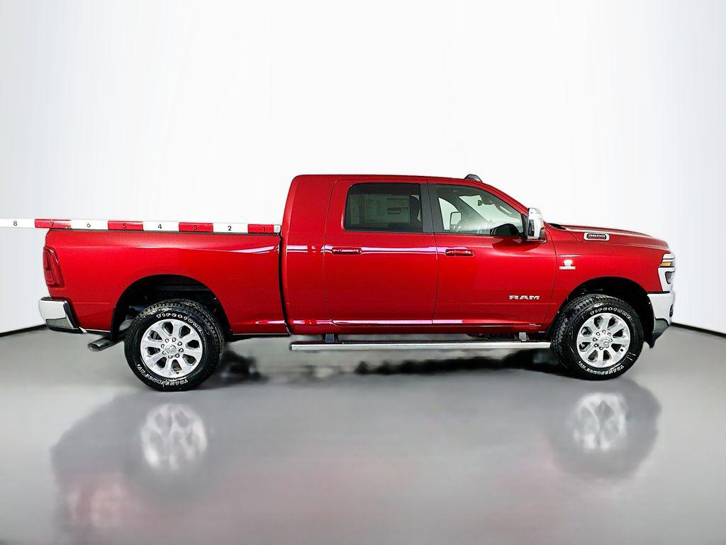 صورة 8 لـ 2026 RAM 3500 LARAMIE MEGA CAB 4X4 6'4' BOX