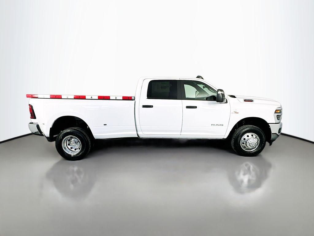صورة 8 لـ 2026 RAM 3500 BIG HORN CREW CAB 4X4 8' BOX