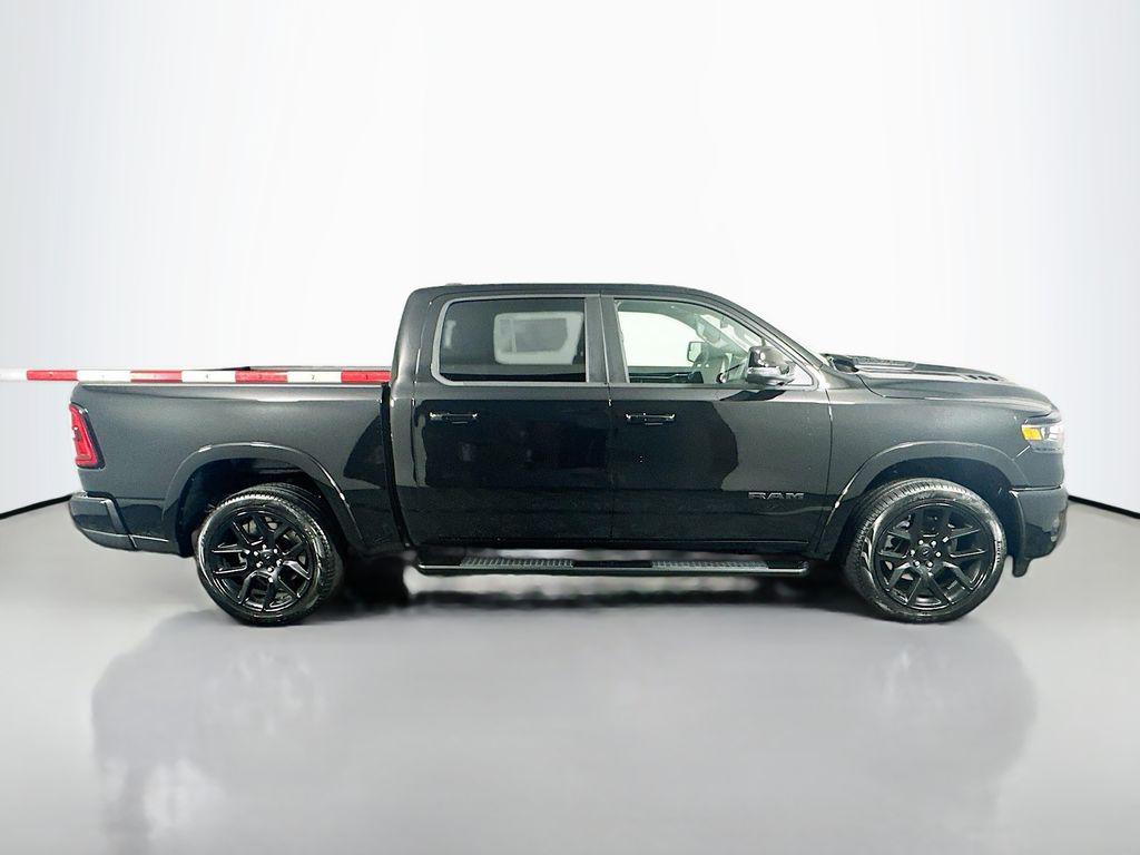 صورة 8 لـ 2026 RAM 1500 LARAMIE