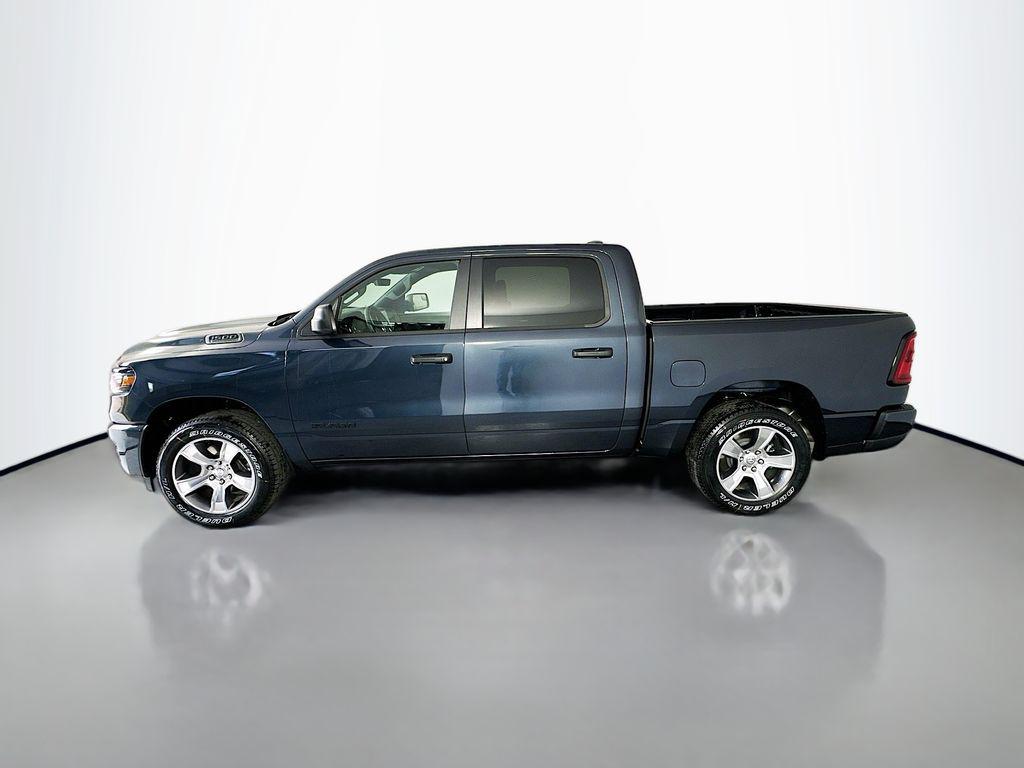 صورة 4 لـ 2026 RAM 1500 EXPRESS