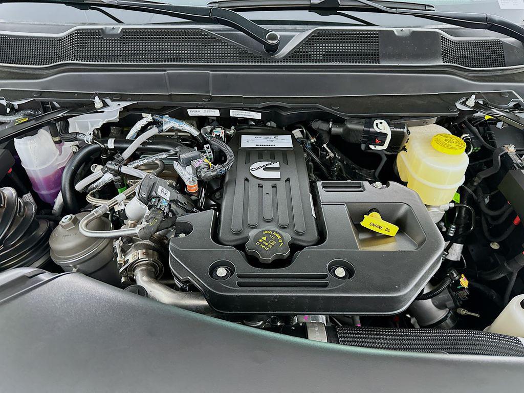 صورة مصغرة 18 لـ 2026 RAM 3500 TRADESMAN CREW CAB 4X4 8' BOX