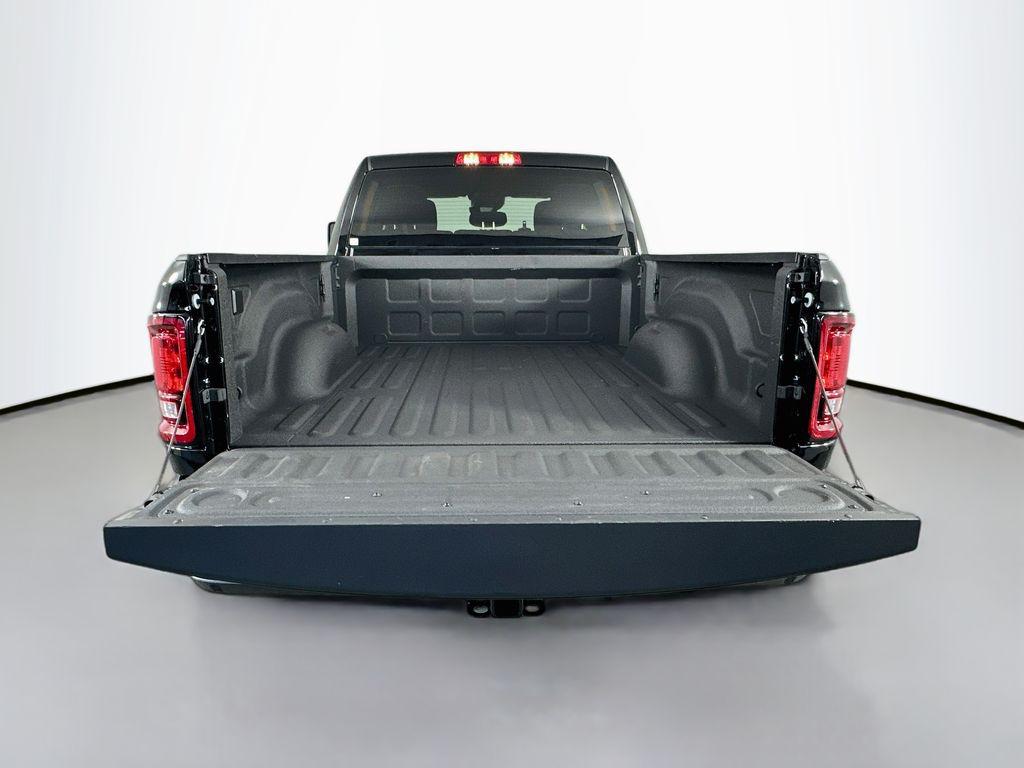 صورة مصغرة 28 لـ 2026 RAM 2500 BIG HORN CREW CAB 4X4 6'4' BOX