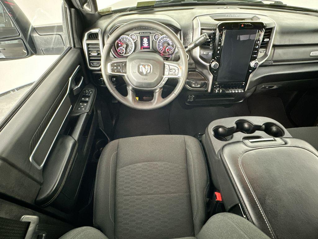 2026 RAM 2500 BIG HORN CREW CAB 4X4 6'4' BOX photo 9